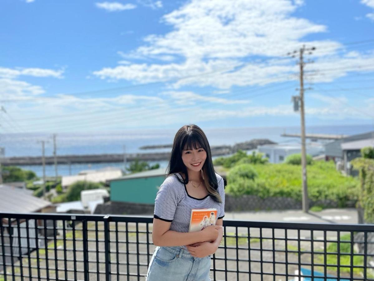 Отель Book Tea Bed Izuoshima Экстерьер фото