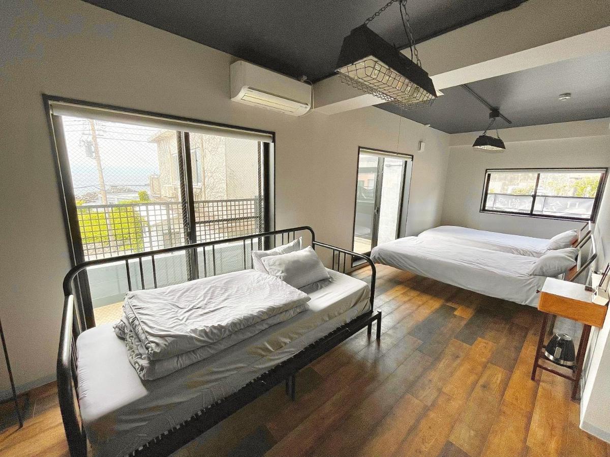 Отель Book Tea Bed Izuoshima Экстерьер фото
